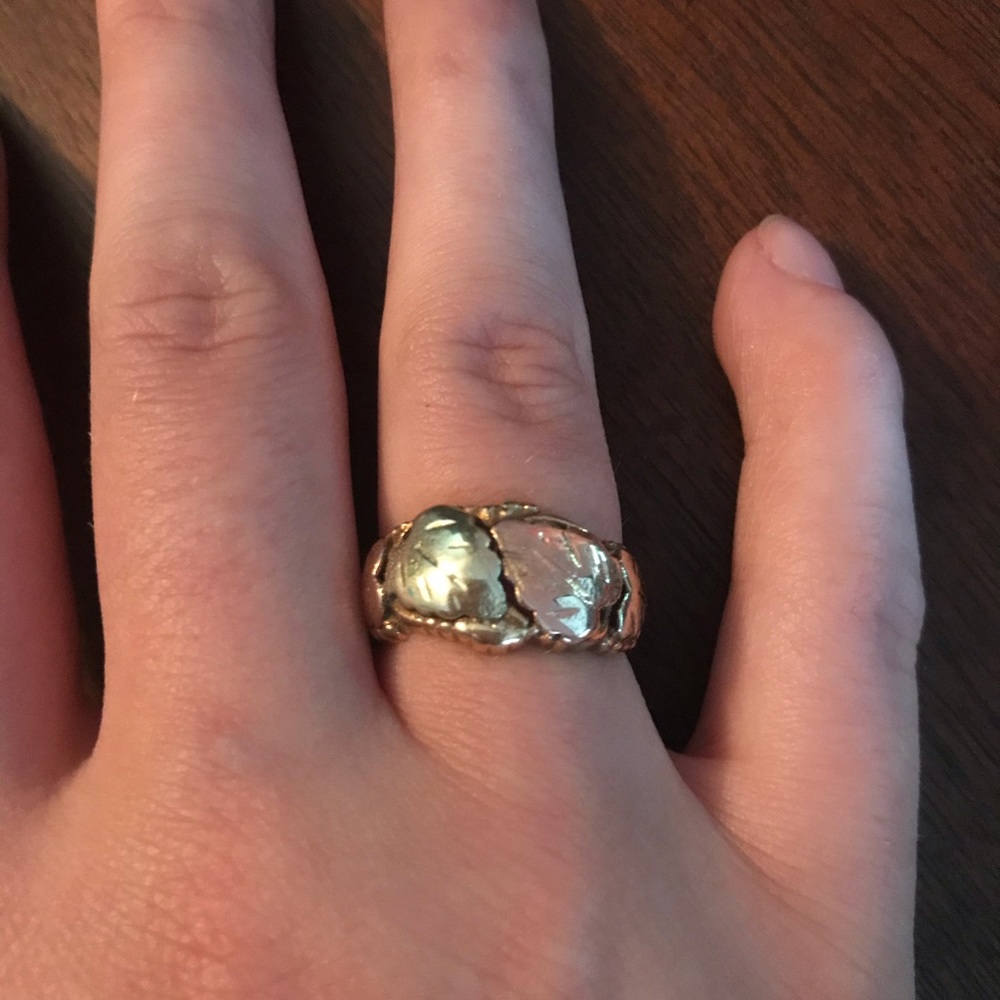 Size 6.5 Black Hills Gold Ring (10 karat)